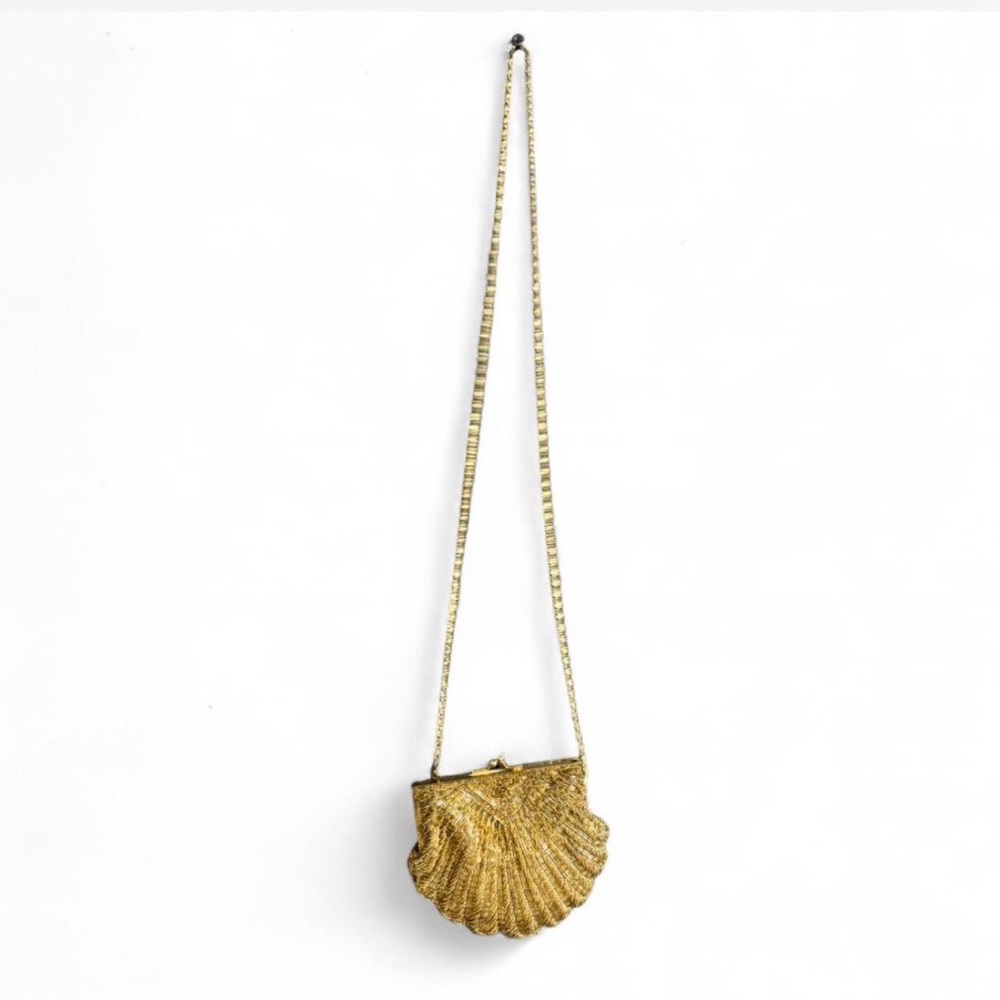 Gold Shell-Shaped Evening Bag - image 1